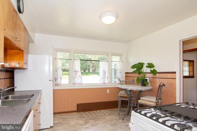 2645 SUNSET LN, Finksburg, MD 21048