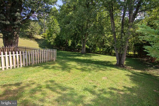 2645 SUNSET LN, Finksburg, MD 21048