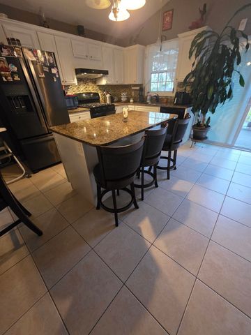 540 Stevens Street, Fall River, MA 02721