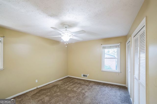 6074 Shallow Wood Lane, Douglasville, GA 30135