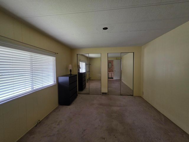 37 Los Lagos Road, Port St. Lucie, Port St Lucie, FL 34952