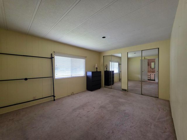 37 Los Lagos Road, Port St. Lucie, Port St Lucie, FL 34952