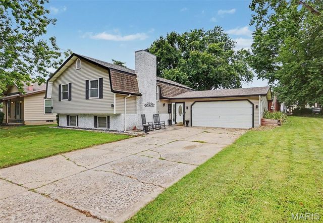 112 Sutters Mill Road, St Peters, MO 63376