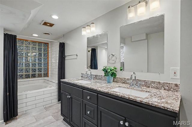 112 Sutters Mill Road, St Peters, MO 63376