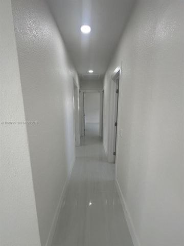 3960 NW 174th St, Miami Gardens, FL 33055