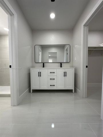 3960 NW 174th St, Miami Gardens, FL 33055