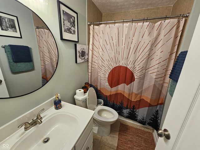 5747 Spring Oaks Way, Indianapolis, IN 46237