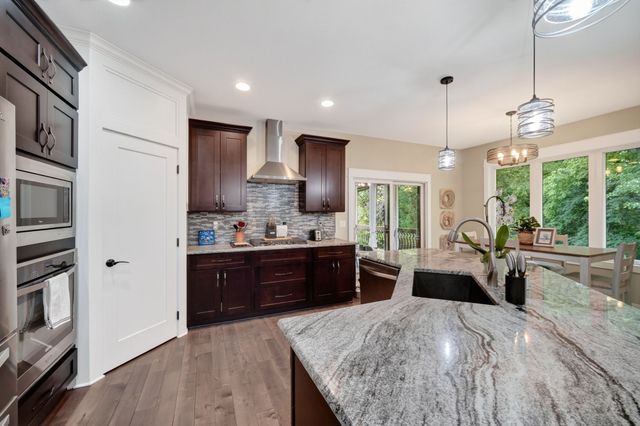 4715 Wisconsin Avenue, Des Moines, IA 50317