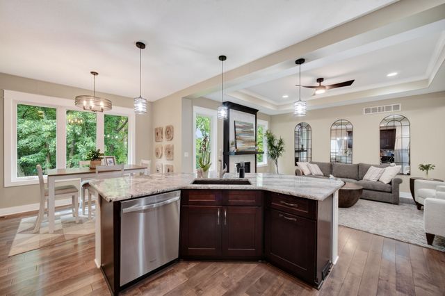4715 Wisconsin Avenue, Des Moines, IA 50317