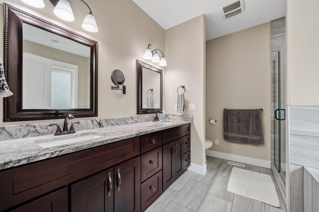4715 Wisconsin Avenue, Des Moines, IA 50317