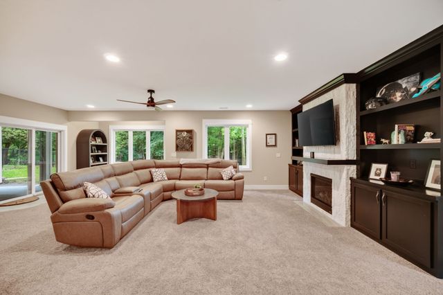 4715 Wisconsin Avenue, Des Moines, IA 50317