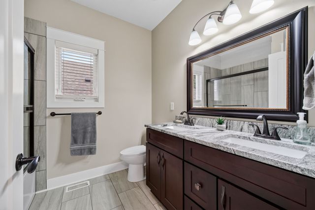 4715 Wisconsin Avenue, Des Moines, IA 50317