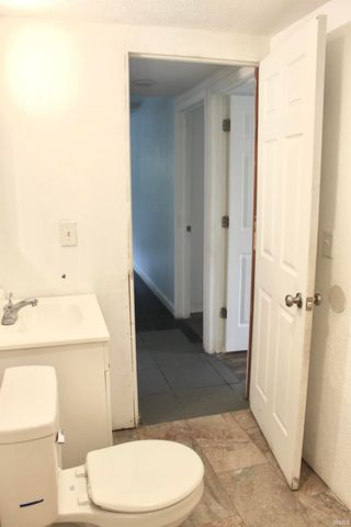 10209 8A Road, Plymouth, IN 46563