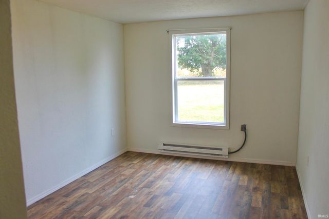 10209 8A Road, Plymouth, IN 46563