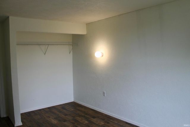 10209 8A Road, Plymouth, IN 46563