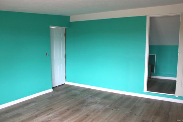 10209 8A Road, Plymouth, IN 46563