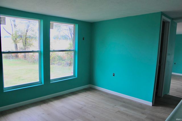 10209 8A Road, Plymouth, IN 46563