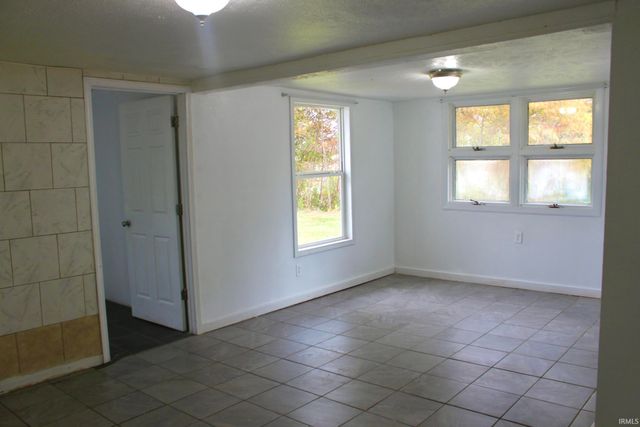 10209 8A Road, Plymouth, IN 46563