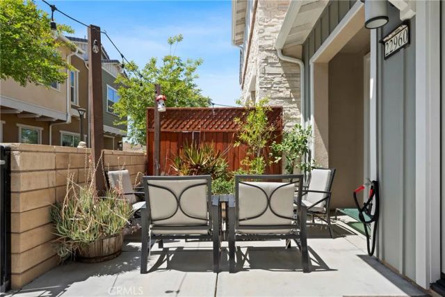 22960 Harvest Mill, Saugus, CA 91350