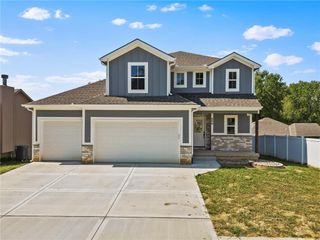 606 Patrick Drive, Excelsior Springs, MO 64024