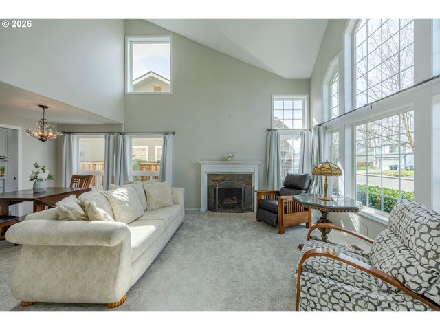 4115 BERRYWOOD Dr, Eugene, OR 97404