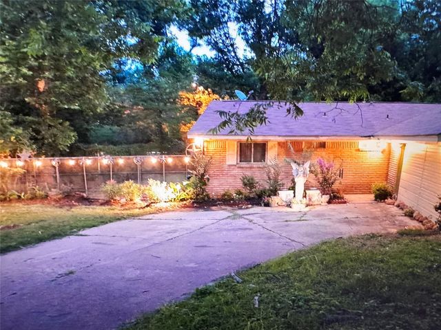 411 Brookwood Drive, Woodway, TX 76712