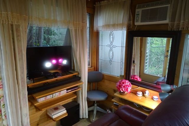 411 Brookwood Drive, Woodway, TX 76712