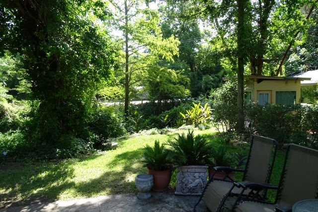 411 Brookwood Drive, Woodway, TX 76712