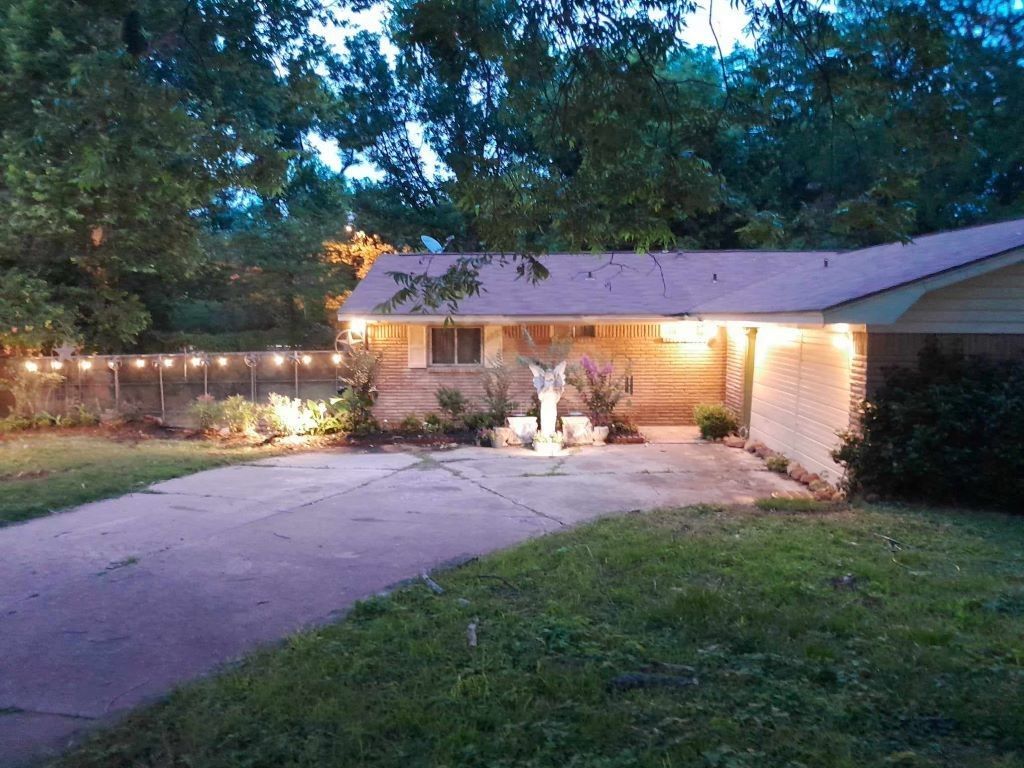 411 Brookwood Drive, Woodway, TX 76712
