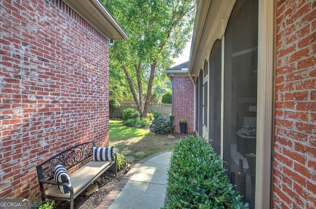 2160 Kensington Gates Drive NW, Kennesaw, GA 30152