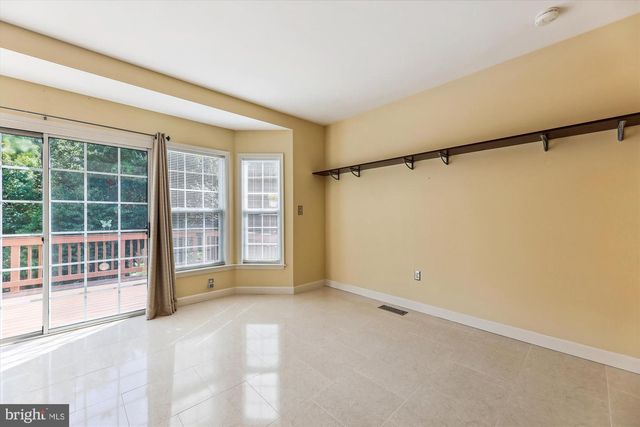 7445 GILLINGHAM ROW, Alexandria, VA 22315