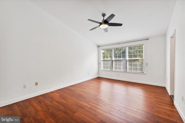 7445 GILLINGHAM ROW, Alexandria, VA 22315