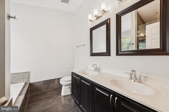 7445 GILLINGHAM ROW, Alexandria, VA 22315