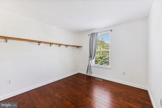 7445 GILLINGHAM ROW, Alexandria, VA 22315