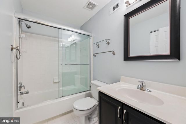 7445 GILLINGHAM ROW, Alexandria, VA 22315