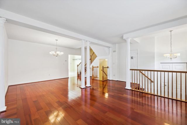 7445 GILLINGHAM ROW, Alexandria, VA 22315