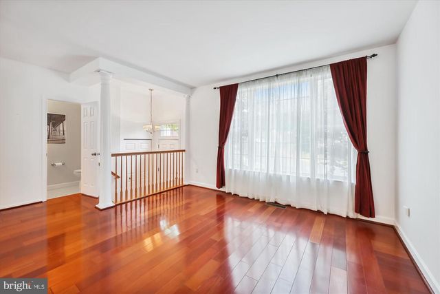 7445 GILLINGHAM ROW, Alexandria, VA 22315