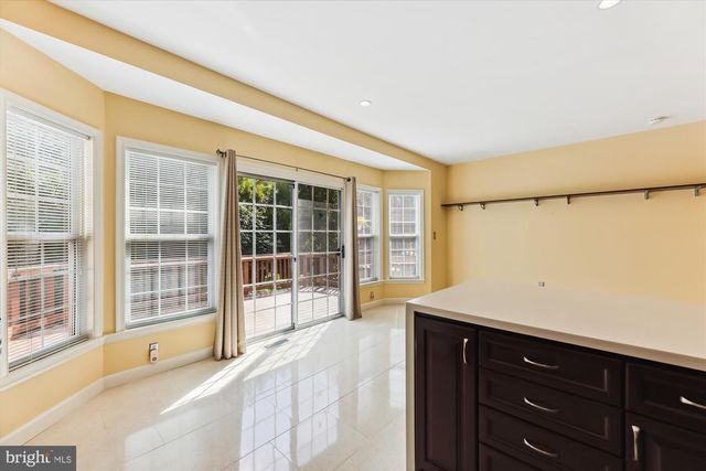 7445 GILLINGHAM ROW, Alexandria, VA 22315
