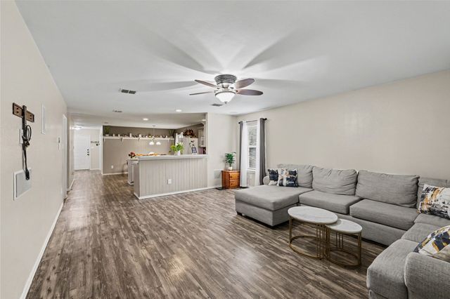 2707 Mountain View Drive, Mckinney, TX 75071
