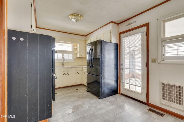 2802 Cain Street, Kingsport, TN 37660