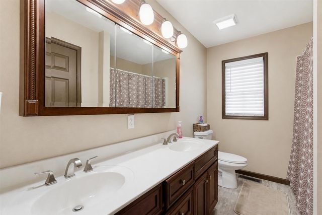 56782 Bow Drive, Three Rivers, MI 49093