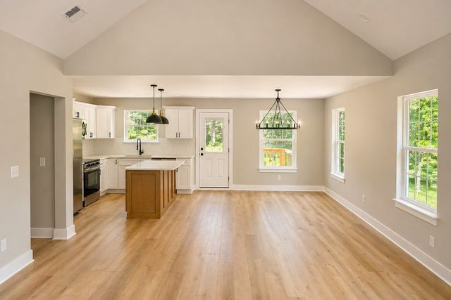 4635 Chapel Hill Rd, Southside, TN 37171