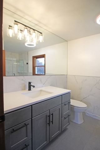 30 Lee Rd, Deerfield, MA 01373