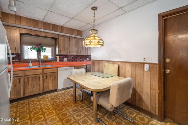 302-304 Michigan Avenue, Schenectady, NY 12303