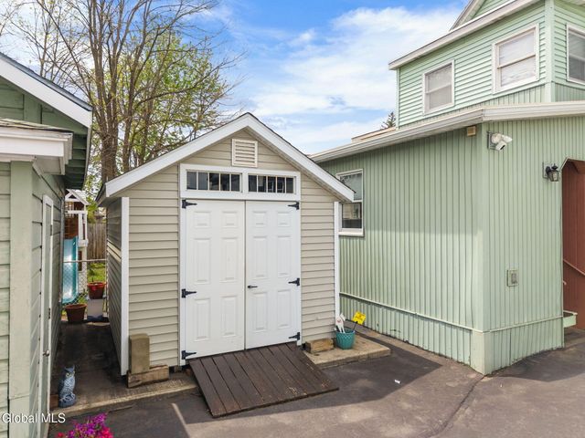 302-304 Michigan Avenue, Schenectady, NY 12303