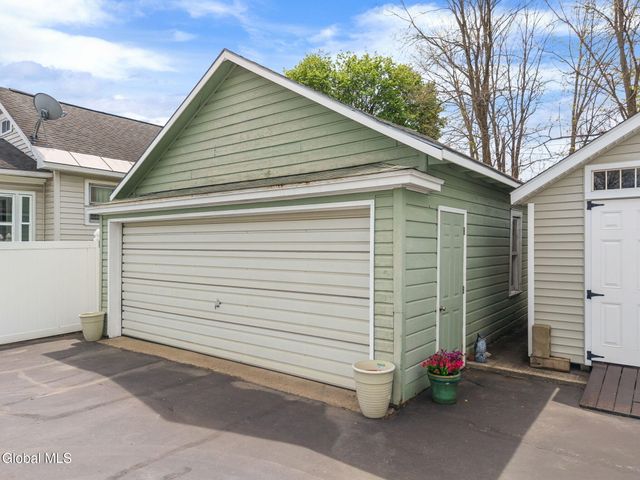 302-304 Michigan Avenue, Schenectady, NY 12303