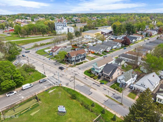 302-304 Michigan Avenue, Schenectady, NY 12303