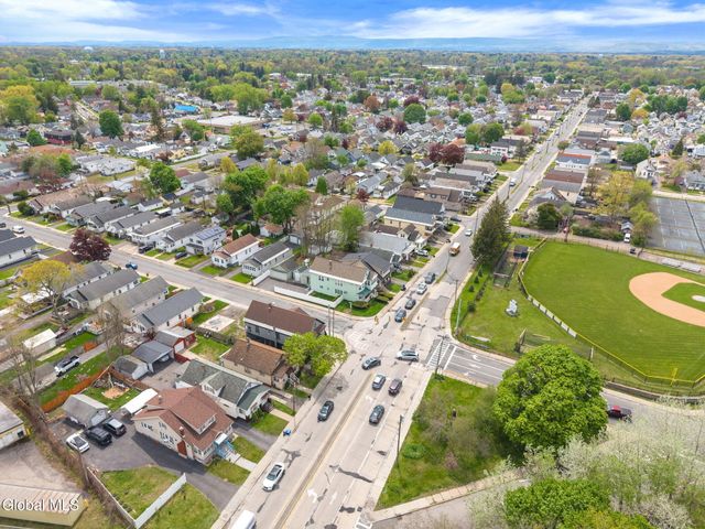 302-304 Michigan Avenue, Schenectady, NY 12303