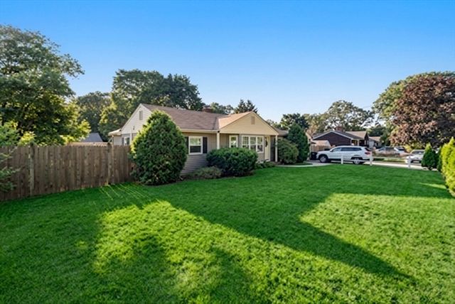 314 Highland St, Hamilton, MA 01982