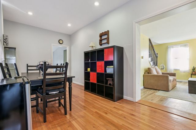 62 Hahn Road, Guilford, CT 06437